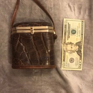 Genuine leather cross body clutch made in Italy